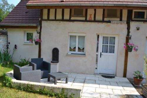 La Licorne - carbon neutral hotel in Lamarche-Sur-Saone
