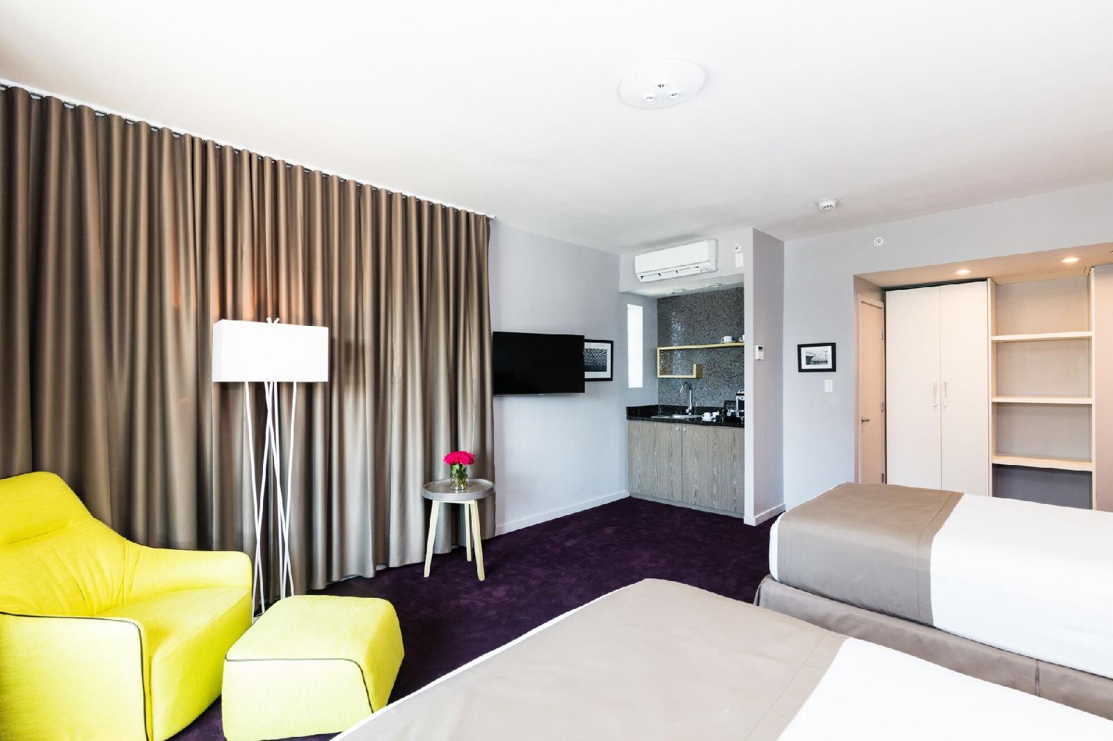 The L Hotel - photo 16