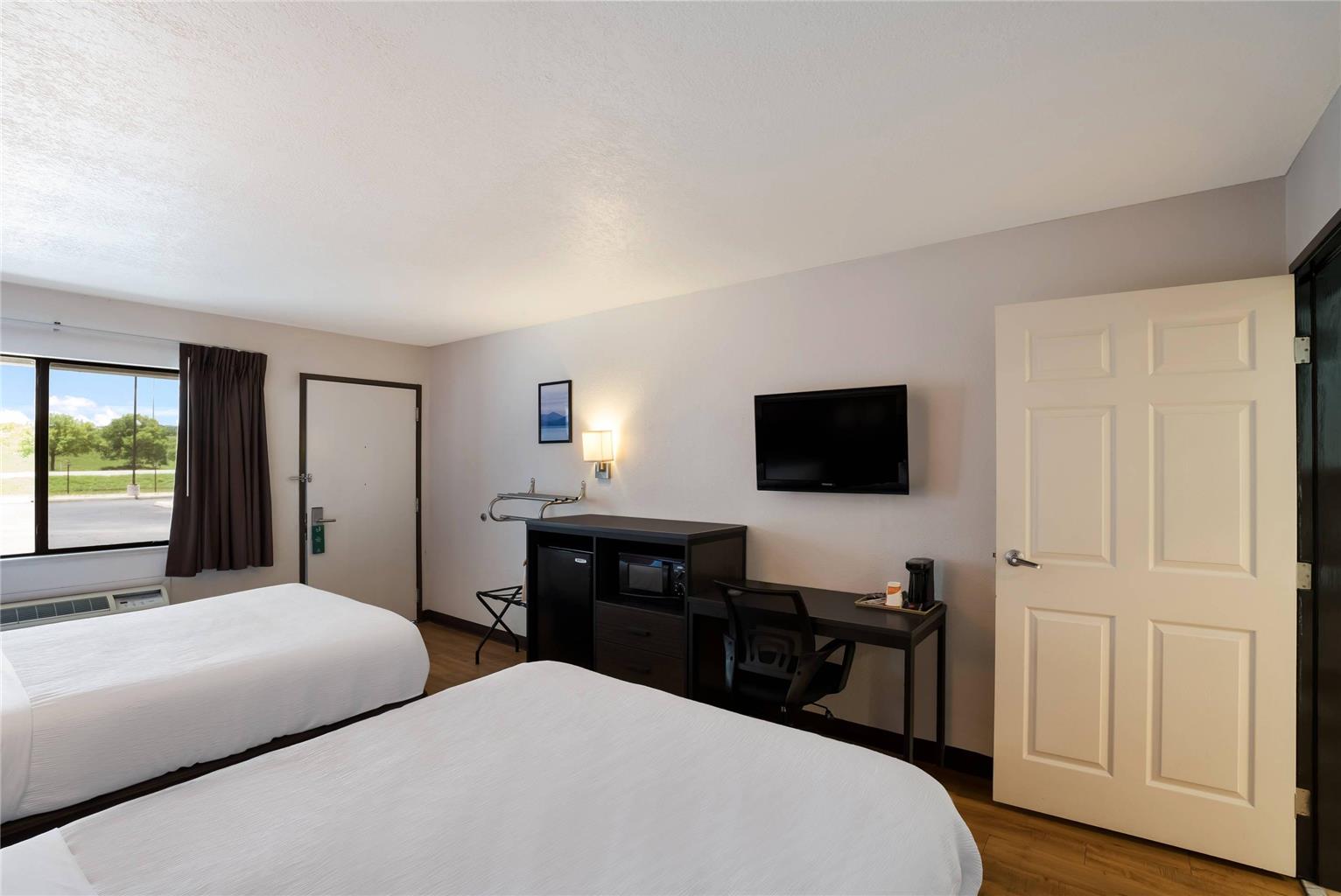 Quality Inn & Suites Junction - photo 13