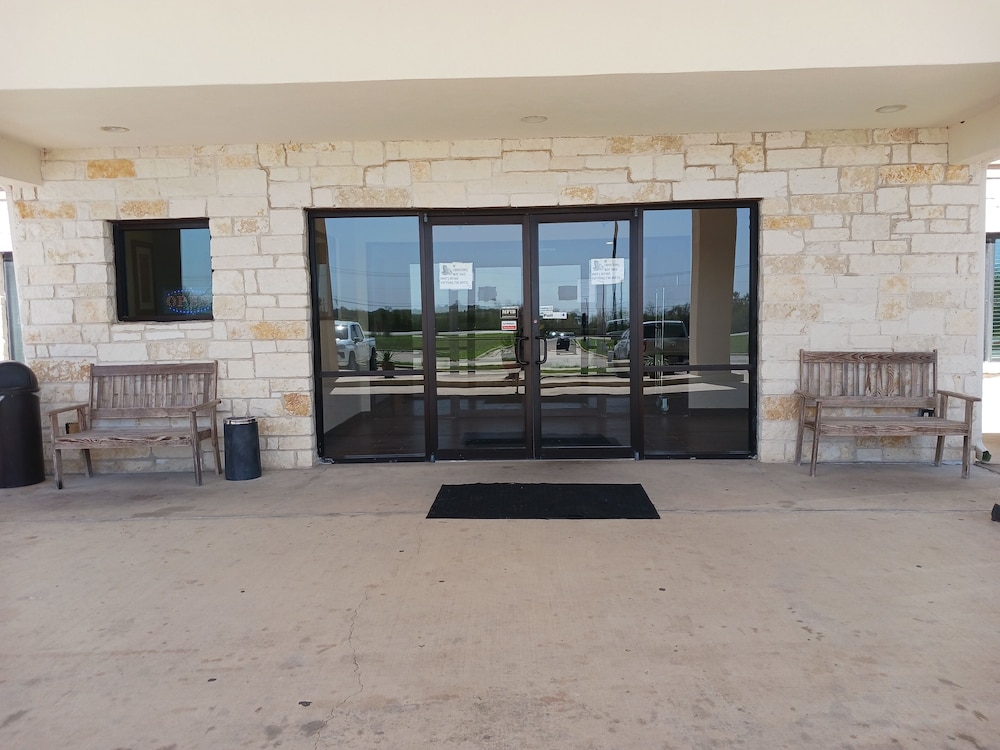 Yorktown Inn And Suites - photo 105