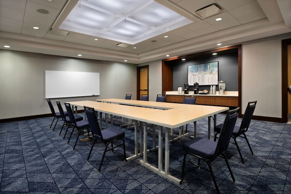 Courtyard by Marriott San Jose North Silicon Valley - photo 37
