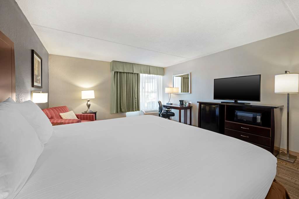 Best Western Ashbury Inn - photo 19
