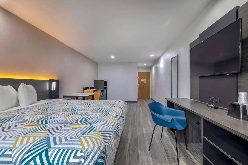 Motel 6 Fort Worth TX Burleson - photo 6