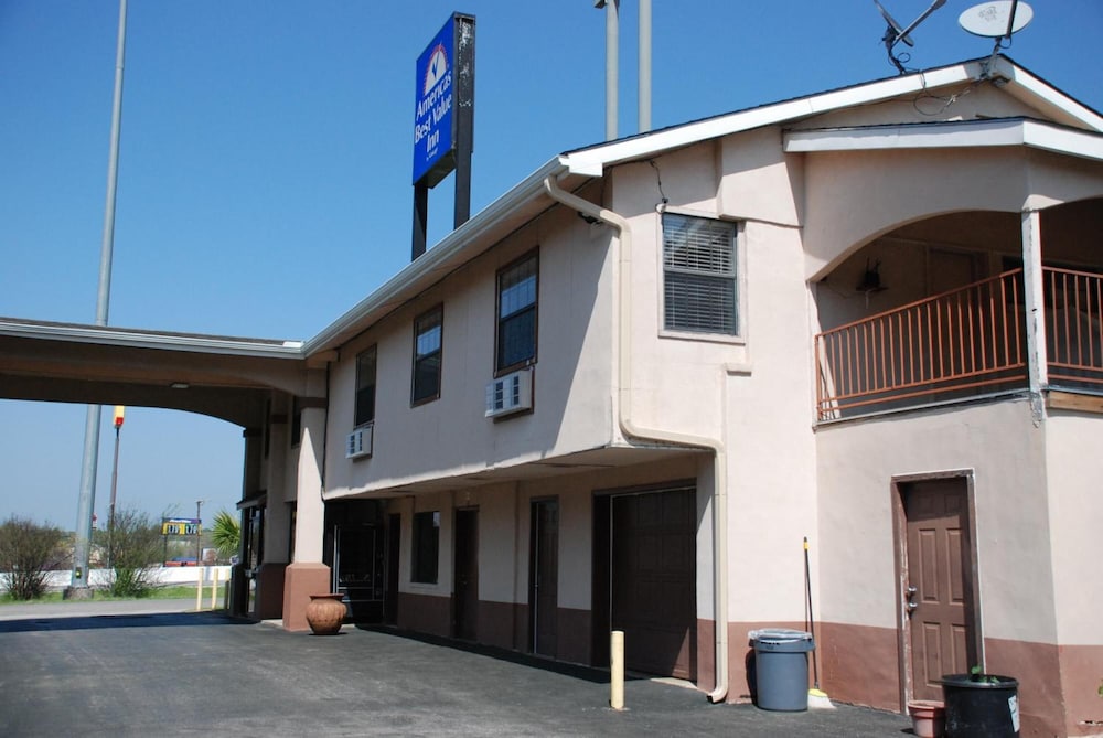 Apple Tree Inn Tyler Lindale - photo 31