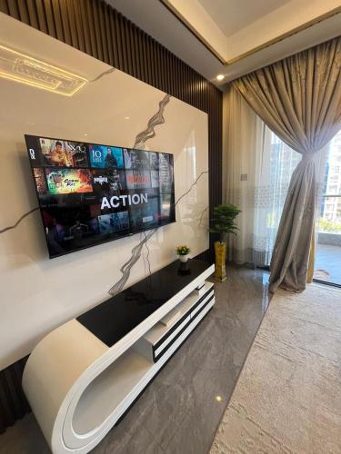 Urban Host Pro