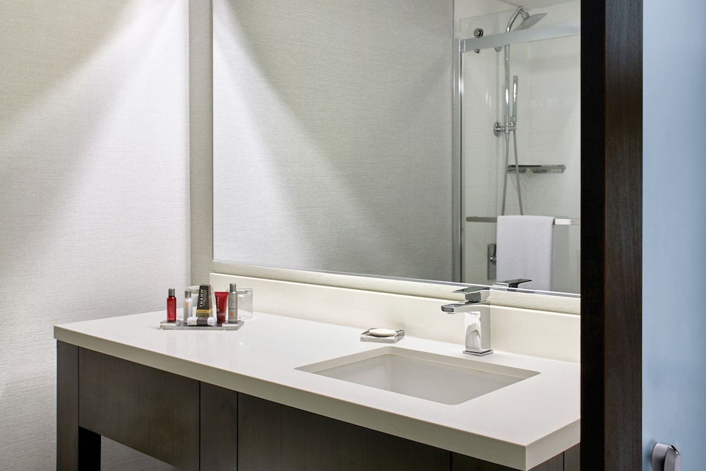 Marriott Cincinnati Airport - photo 17