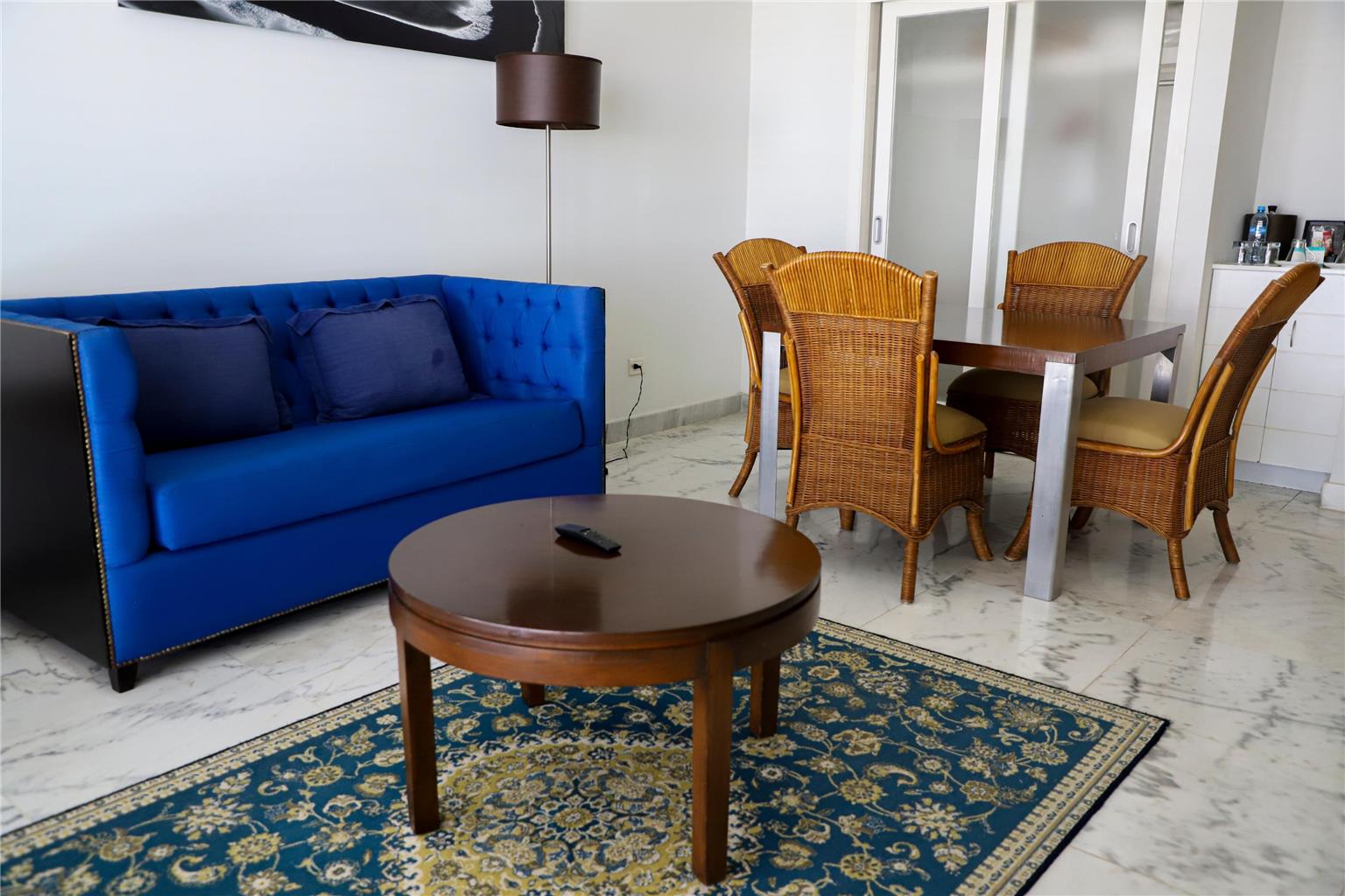 Master Suite Cama King Vista DIAMANTE AMENIDADES
