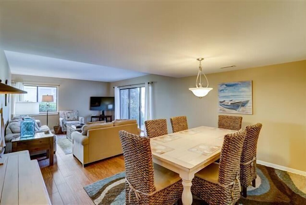 425 Plantation Club at The Sea Pines Resort - photo 2