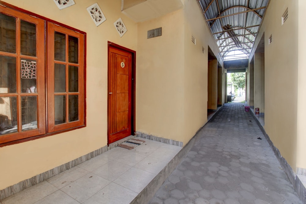 OYO Life 92846 Kost Putra Griya Eka — Bandar Lampung — photo 2