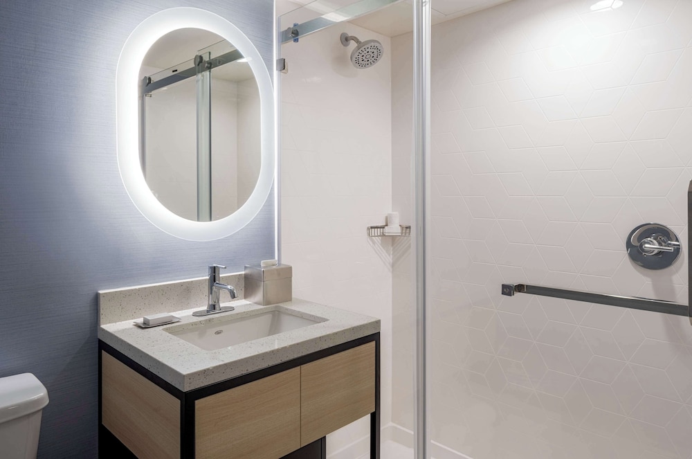 Hilton Garden Inn Dana Point Doheny Beach - photo 47