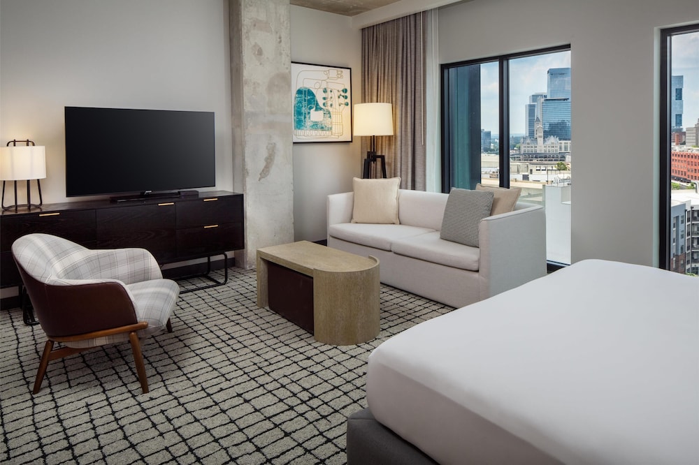 Homewood Suites by Hilton Nashville Downtown the Gulch - photo 8