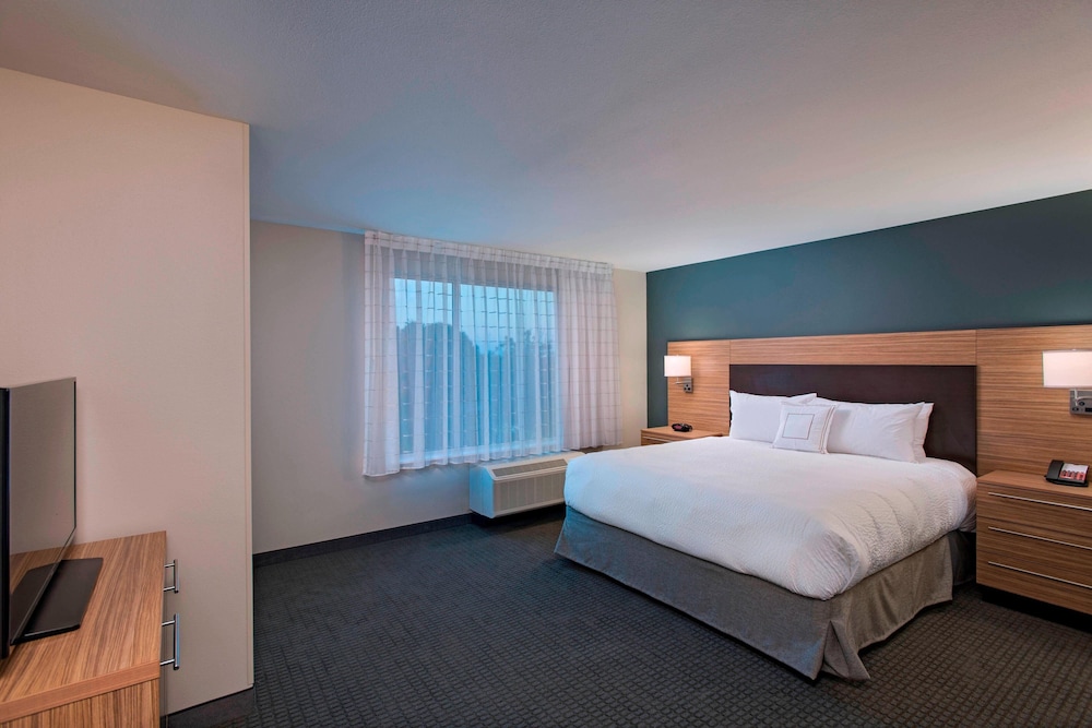 TownePlace Suites by Marriott Lakeland - photo 6