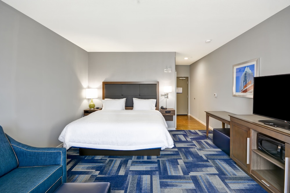 Hampton Inn Kyle - photo 10