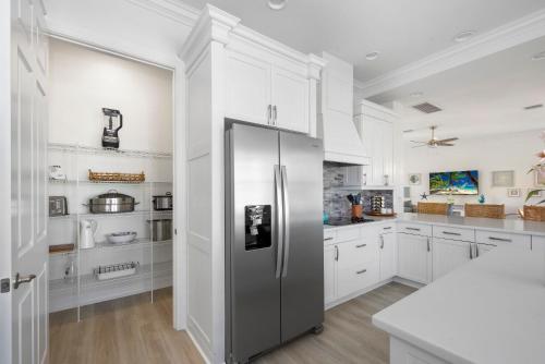 Delmar Dolphin - photo 21