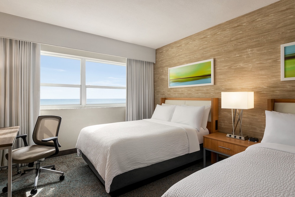 Holiday Inn Miami Beach Oceanfront by IHG - photo 6