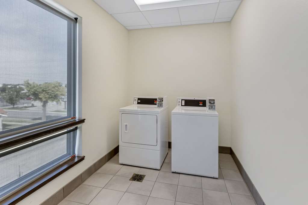 Best Western Plus Peppertree Nampa Civic Center Inn - photo 20
