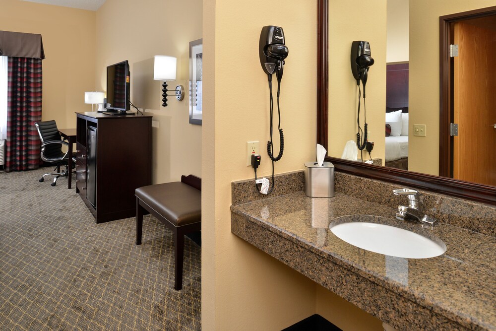Baymont By Wyndham Ardmore I 35 - photo 24