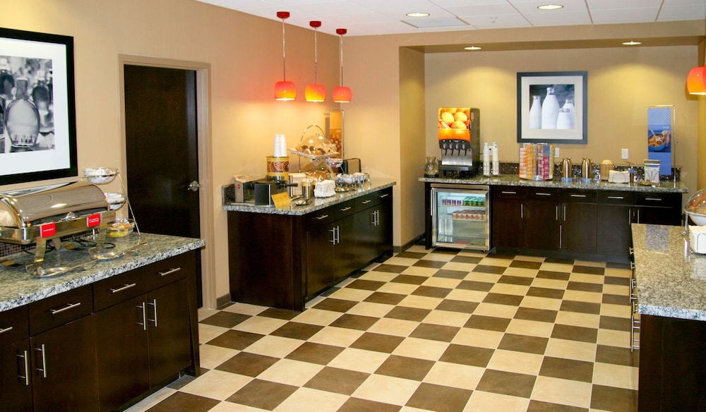 Hampton Inn & Suites Salt Lake City University Foothill Dr - photo 65