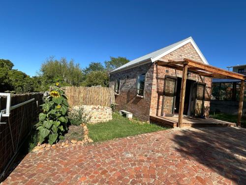 Garden Studio — Unknown City — photo 2