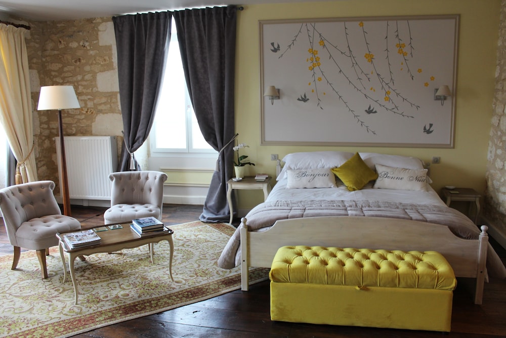 Le Patio Chambres et Table dHotes — 4-Star Luxury Hotel in Brantome, France