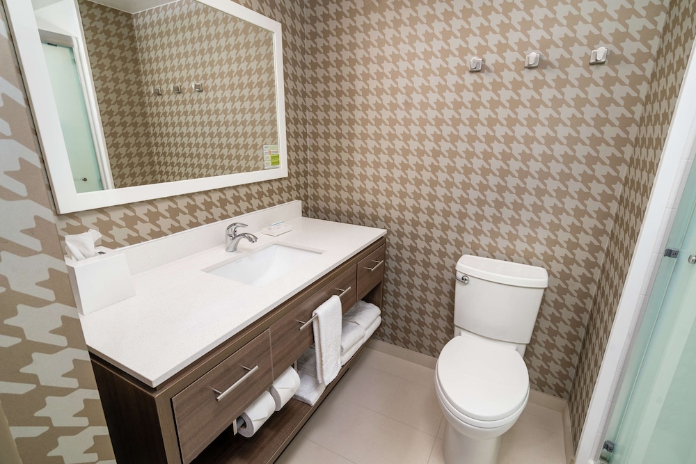 Home2 Suites by Hilton Roseville Sacramento - photo 22