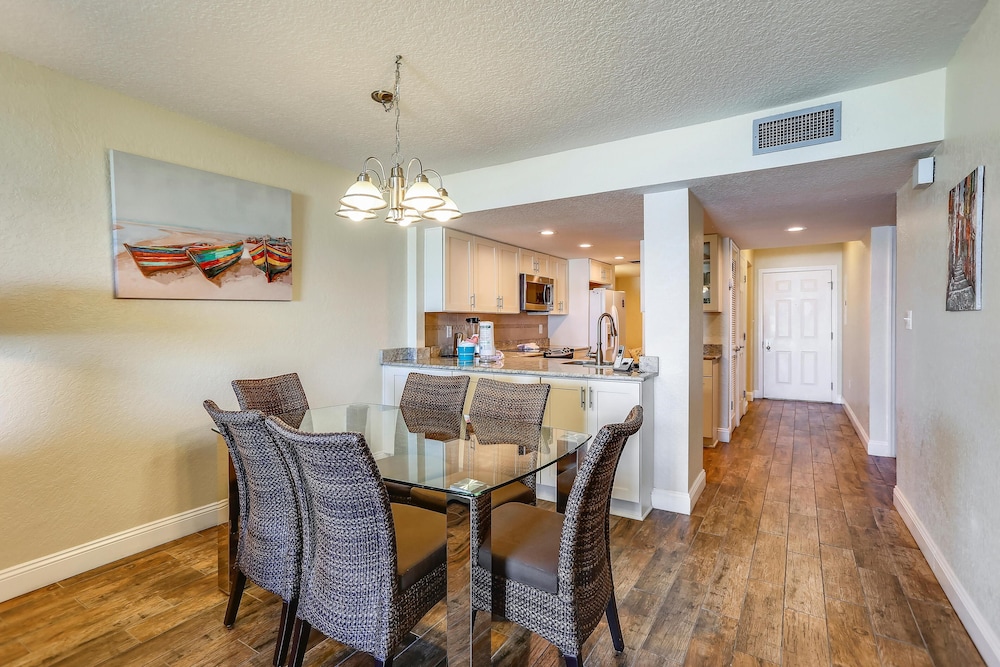 Land's End 6 303 Beach Front Premier - photo 31