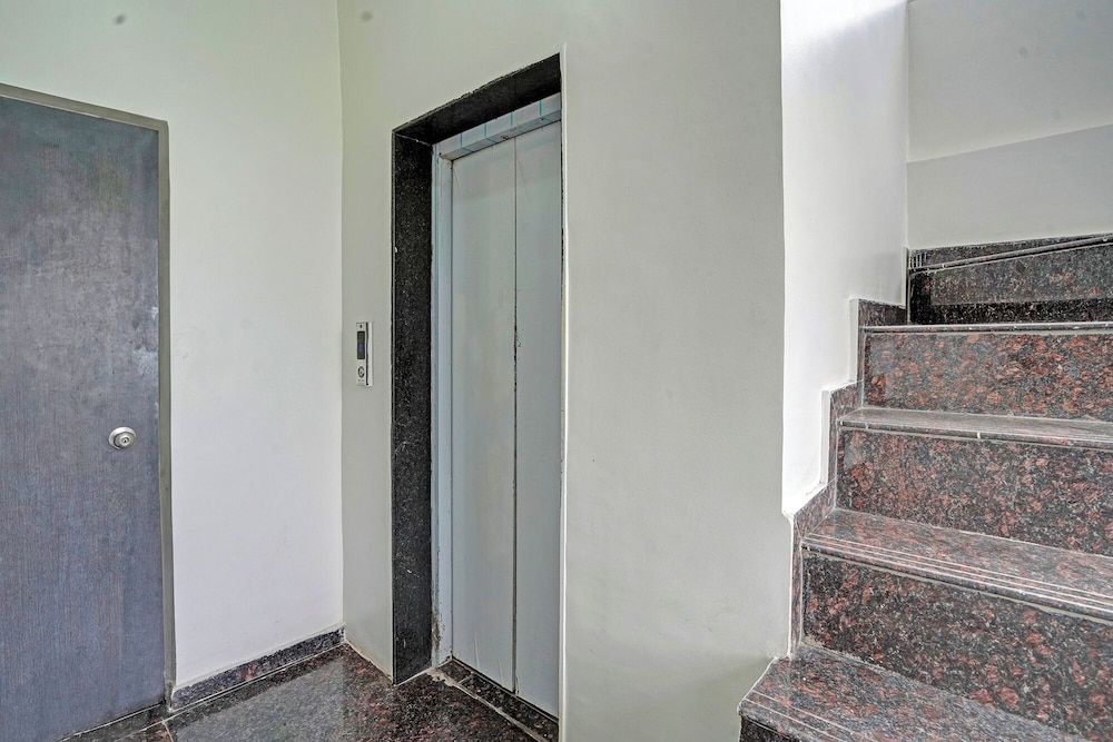 FabHotel Royal Inn in Wadgaon, India