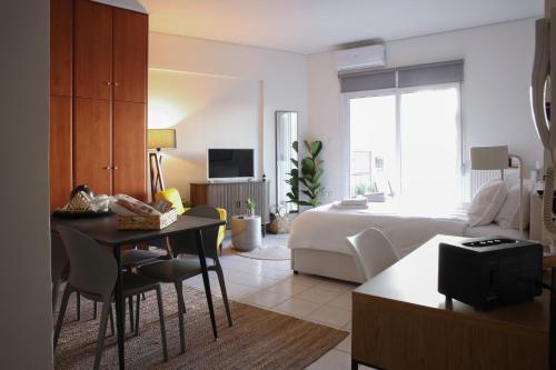 Happy Place Home # 1 — 4-Star Luxury Hotel in Volos, Greece
