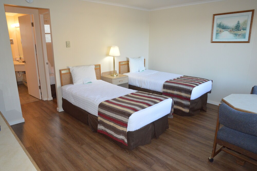 Astoria Crest Motel - photo 17