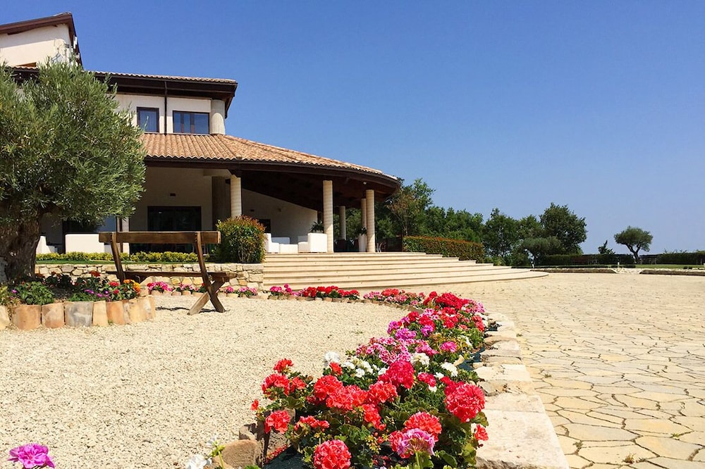 Parco delle Stelle pet-friendly hotel Castelmauro