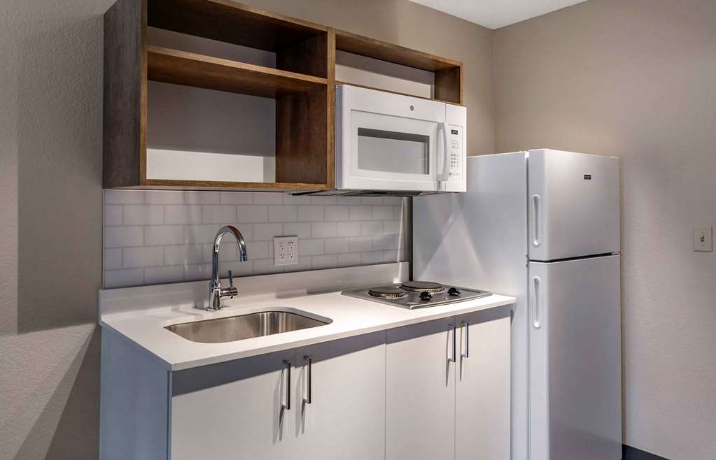 Extended Stay America Premier Suites Seattle Bellevue Downtown - photo 24