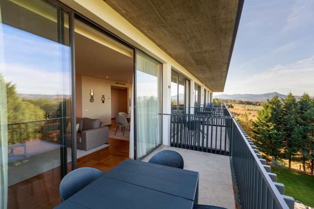 Olive Nature Hotel & SPA Quinta Valle de Passos — hotel in Valpacos