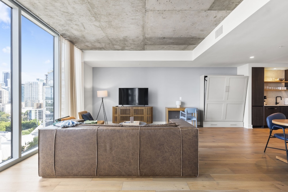 Austin Condo Hotel - photo 511