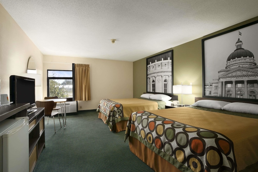 Super 8 by Wyndham Columbia City - photo 9