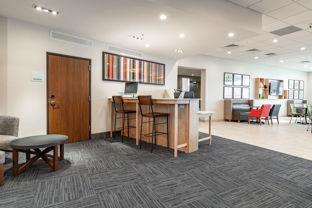 Holiday Inn Express & Suites Moundsville by IHG - photo 67