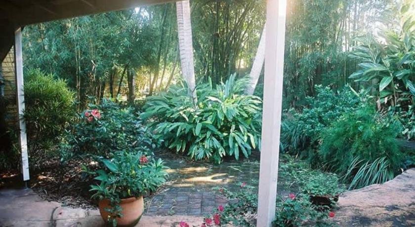 Anna's Byron Bay — 4-Star Luxury Hotel in Byron Bay, Australia