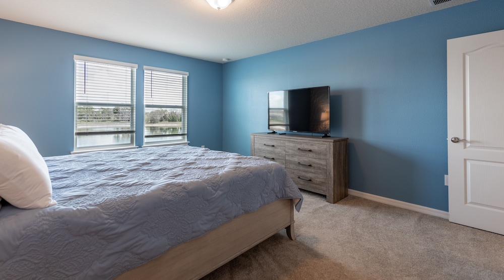 7155oml solterra Resort 5 Bedroom Townhouse by RedAwning - photo 7