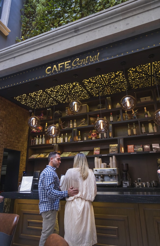 Coffee shop