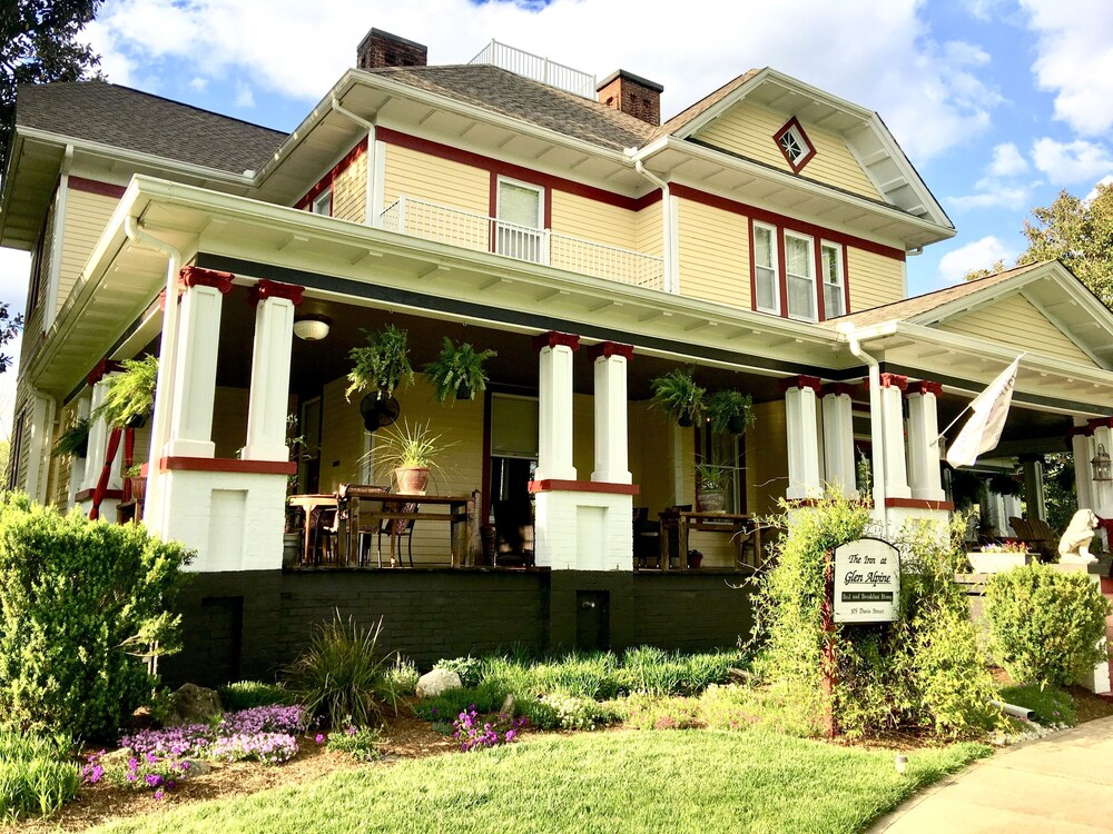 The Inn at Glen Alpine - photo 82