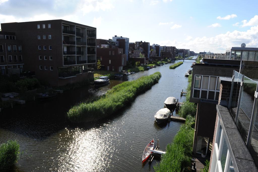 The Green Tunnel — 4-Star Luxury Hotel in Amsterdam, Netherlands