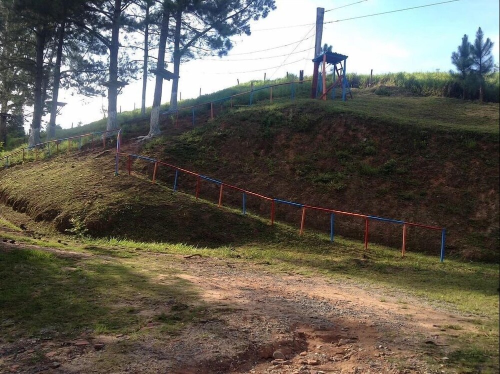 Pousada Estalagem das Rosas in Cotia, Brasil