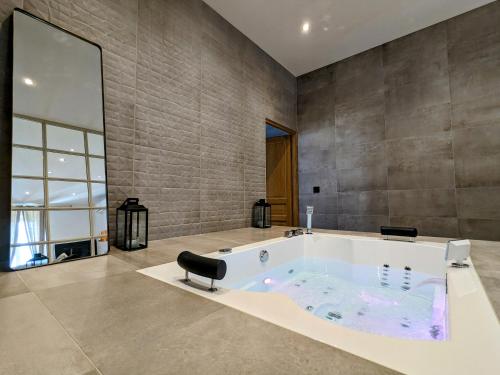 Mydeting Jacuzzi 20065034 — Roanne