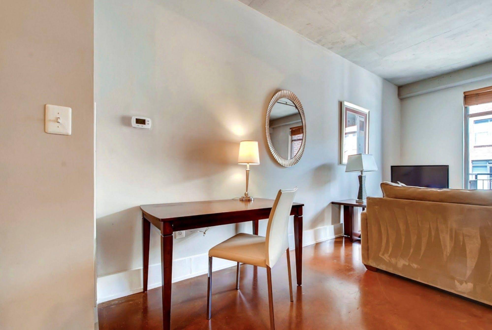 Global Luxury Suites at Logan Circle - photo 9