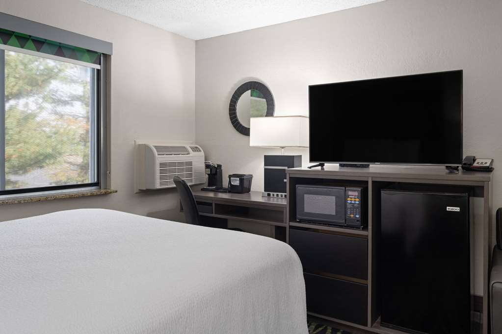 Baymont by Wyndham Liberty MO - photo 24