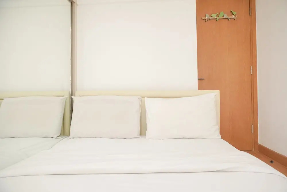 Homey and Nice 1BR at The Mansion Kemayoran Apartment By Travelio — 4-Star Luxury Hotel in Jakarta, Indonesia