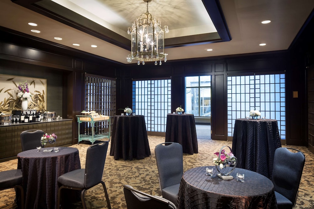 The Logan Philadelphia Curio Collection by Hilton - photo 12