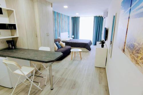 Turquesa 4th by Casas Cocodrilo in Playa Del Ingles, Spain