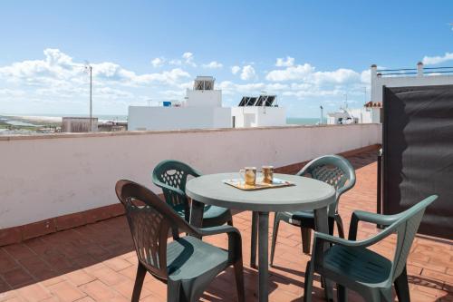 Apartamento Doña Alba — 4-Star Luxury Hotel in Conil De La Frontera, Spain