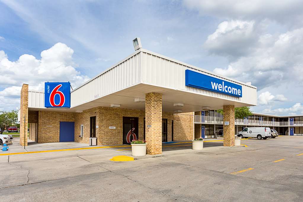 Motel 6 Baton Rouge LA Southeast - featured photo