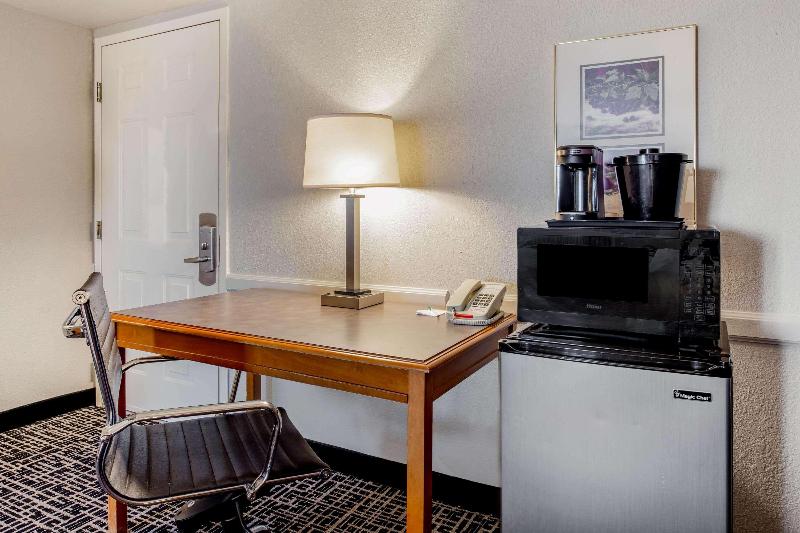 La Quinta Inn Chicago O'Hare Nr. 6072 - photo 30